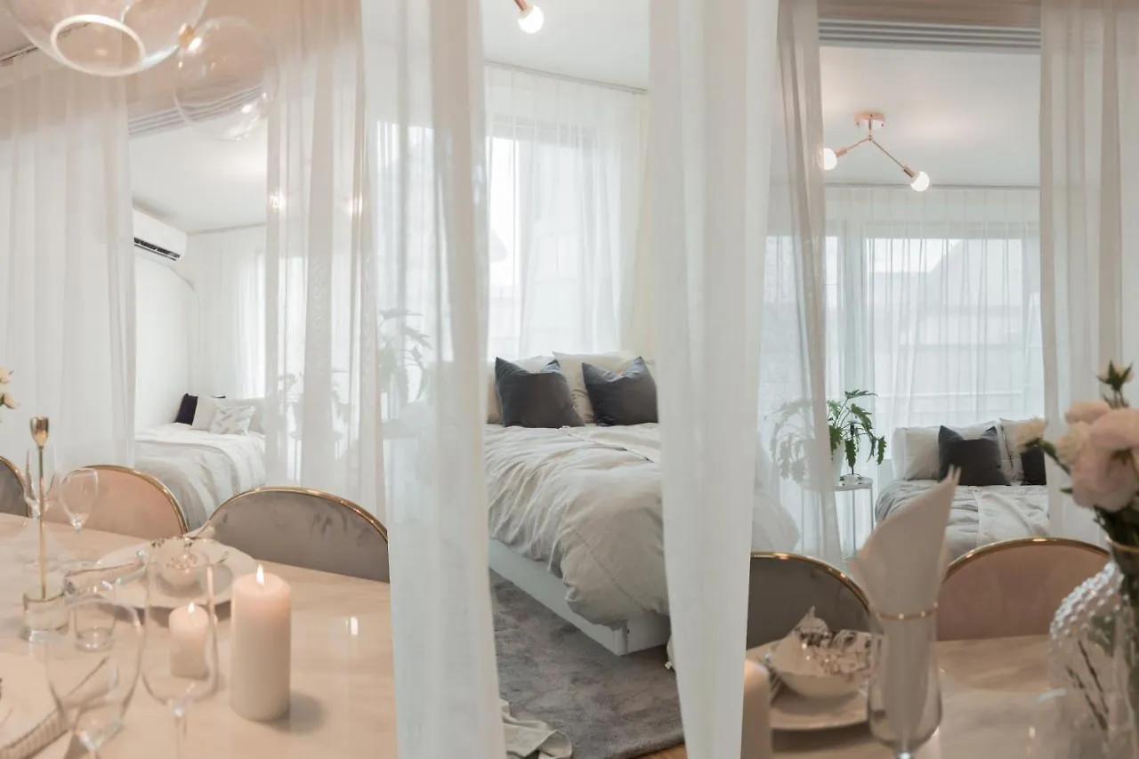 Flower House In Hongdae Apartament Seul